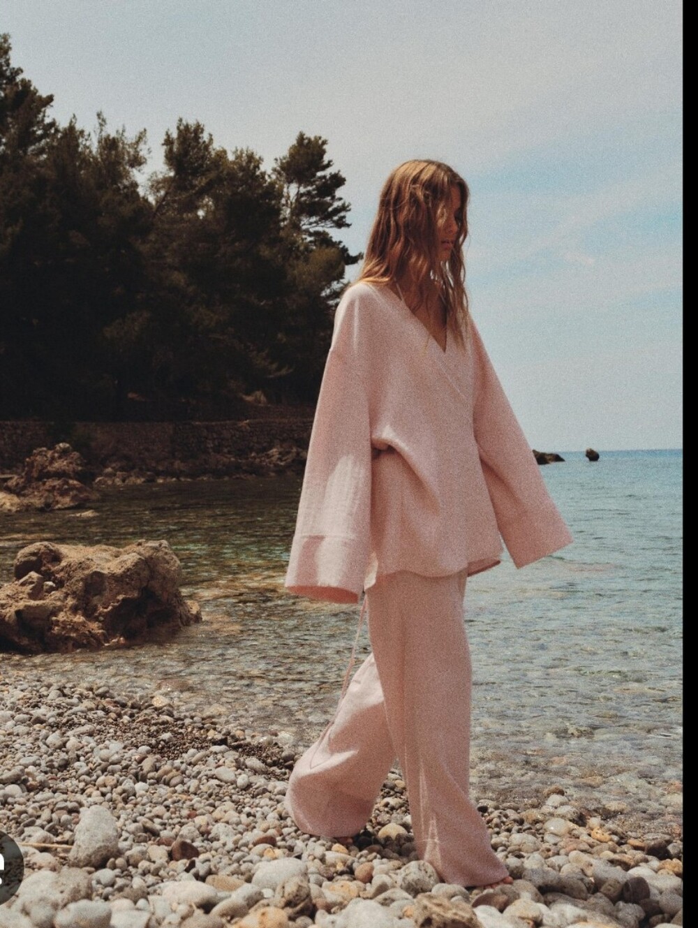 Zara set,Pink Viscose Texture Kimono and wide trousers.